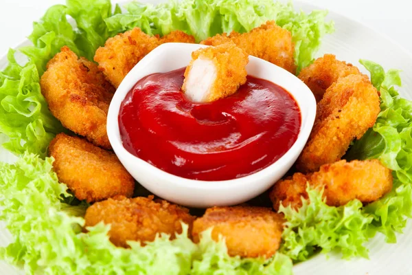 Crispy chicken nuggets — Stock Photo, Image