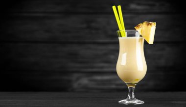 pina colada kokteyli