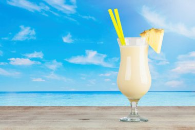 pina colada kokteyli