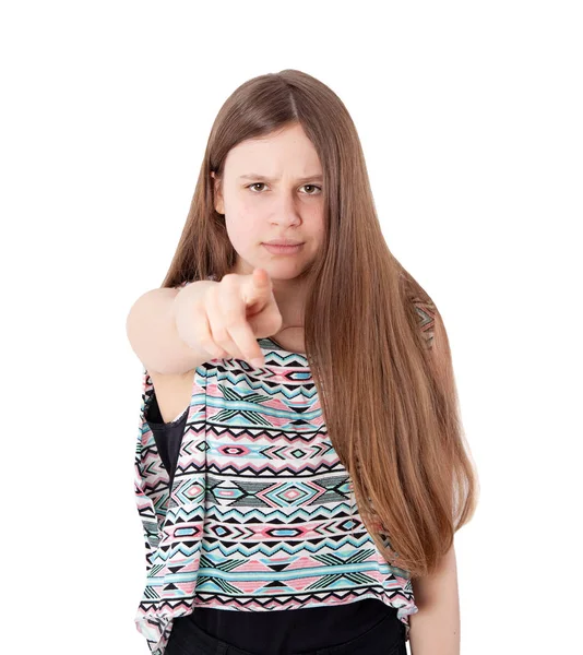 誰かに対する彼女の指を指している怒っている女の子 — ストック写真