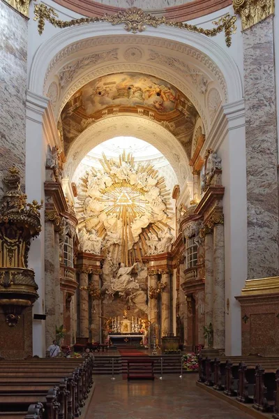 Karlskirche Carl Churh Interior Viena Áustria — Fotografia de Stock