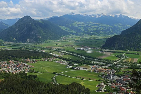 Typische Tiroler Landschaft Mai Österreich — Stockfoto