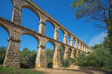 Roma su kemeri ' El ponte del Diablo' (köprü şeytanın) yakınındaki Tarragona, Katalonya, İspanya