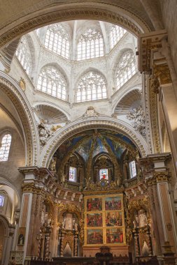 Valencia katedral iç. Kilise kentin tarihi ana landmark olun - Roma, Gotik ve Barok - farklı mimari stilleri vardır