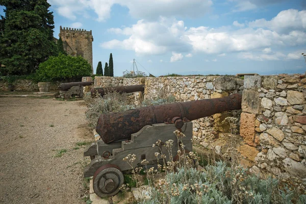 Old Guns Tarragona Passeig Arqueologic Archaeological Promenade Roman Era Walls — Stock Photo, Image