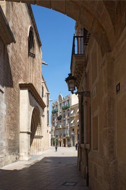 Valencia Katedrali. Kilise kentin tarihi ana landmark olun - Roma, Gotik ve Barok - farklı mimari stilleri vardır
