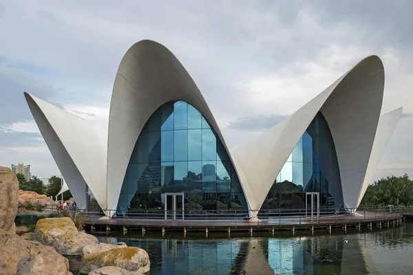 Valencia Spain September 2018 People Walk Nearby Aquarium Ciudad Las — Stock Photo, Image