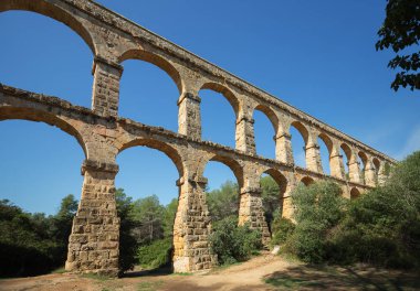 Roma su kemeri ' El ponte del Diablo' (köprü şeytanın) yakınındaki Tarragona, Katalonya, İspanya