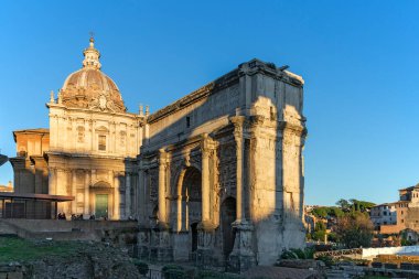 Roma forumunda Septimius Severus Kemeri, İtalya