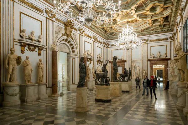 ローマ イタリア 2020年1月6日 首都博物館に展示されている古代の彫像 ローマのカピトリーノ丘の上にある考古学博物館です — ストック写真