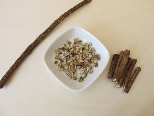 Dried Grated Liquorice Root — Stock Photo, Image