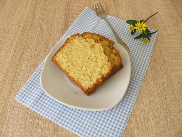 Klassisk Sockerkaka Från Mögel — Stockfoto