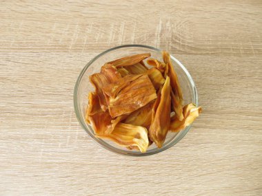 Jackfruit 'in kurumuş meyveleri.