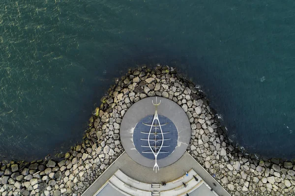 Reykjavik 'teki solfarid heykelin hava görüntüsü — Stok fotoğraf