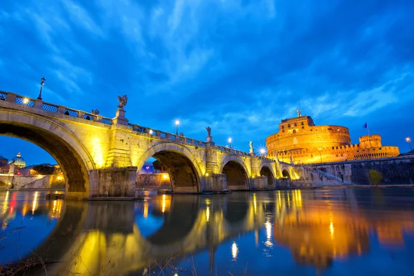 Castel Köprü Sant Angelo Roma Alacakaranlıkta Talya — Stok fotoğraf