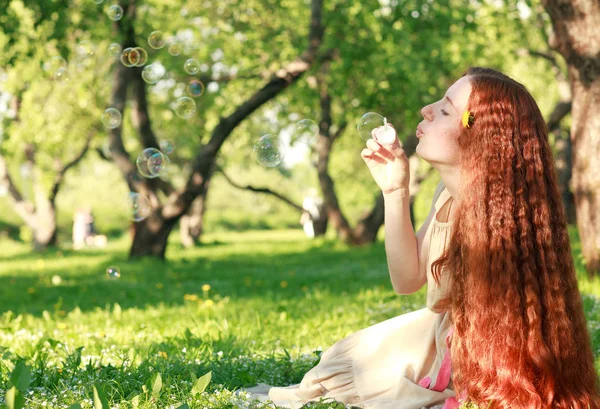 Woman Long Red Hair Park Soap Bubbles — Stock Photo, Image