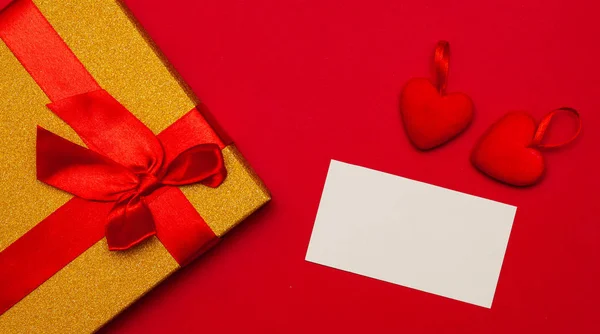 Gift Tied Red Ribbon Note — Stock Photo, Image