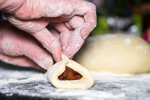 Dough on the table — Stock Photo, Image