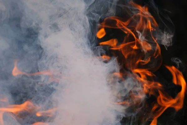 煙と火 — ストック写真