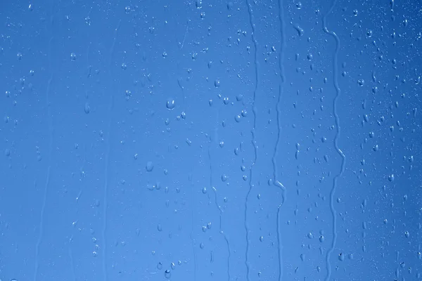 Gotas de agua en el vaso — Foto de Stock