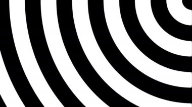 Monokromatik Maskenin Konsantrik Halkalarını Yumuşak Genişleten