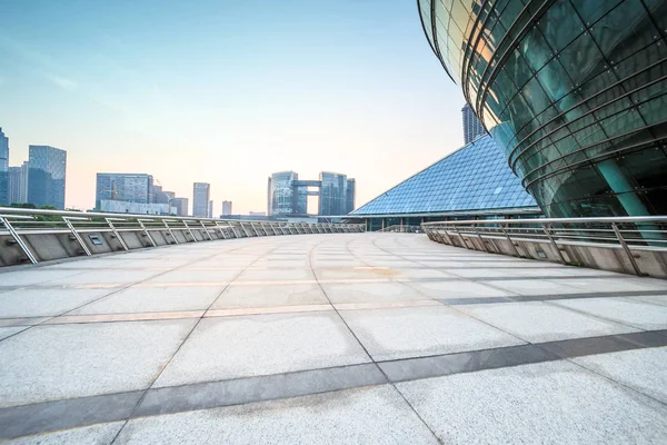 Tom Moderna Square Och Skyskrapor Sunbeam — Stockfoto