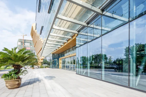 Leere Moderne Plätze Und Wolkenkratzer Der Modernen Stadt — Stockfoto