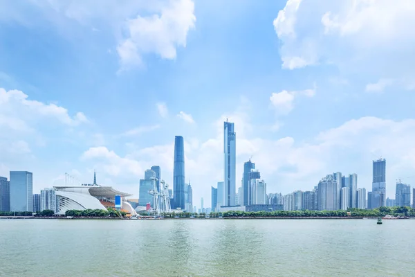 Fiume Zhujiang Moderno Edificio Del Distretto Finanziario Guangzhou Cina — Foto Stock