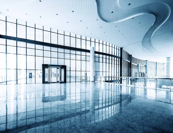 Moderno Business Hall Interno Con Parete Vetro — Foto Stock