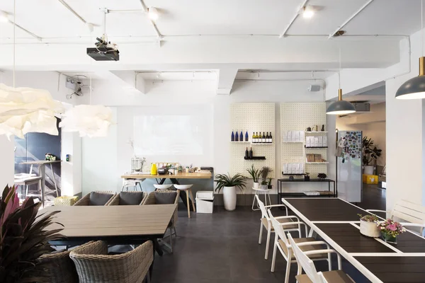 Interior Del Restaurante Con Decoración Moderna — Foto de Stock