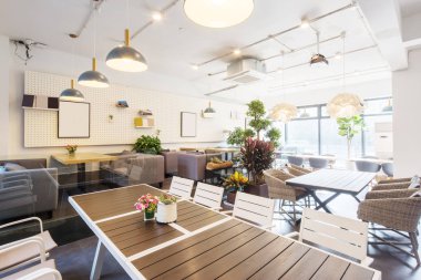 Restoran modern dekorasyonu ile iç 