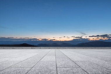 boş tuğla zemin sunrsise ile