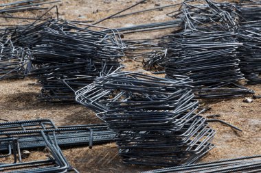 Takviye mesh yığın ve diğer inşaat malzeme ve ekipman site oluşturma, yakın çekim