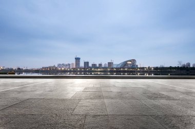 modern şehir manzarası ile boş yere