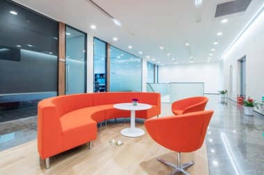 modern ofis kanepe ile iç