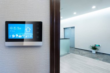 Akıllı ev ve modern ofisindeki şeylerin Internet