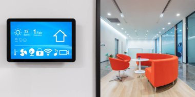 Akıllı ev ve modern ofisindeki şeylerin Internet