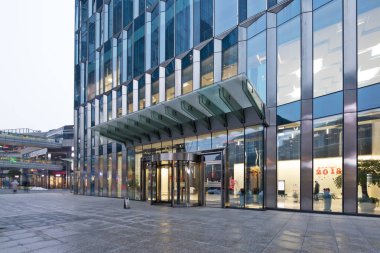 Street City modern binalar ile