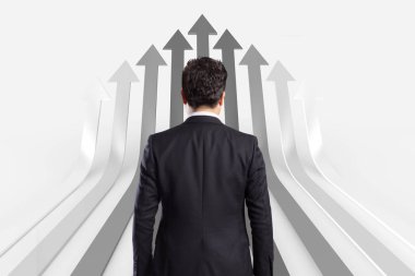 ok beyaz arka plan ile iş kavramı arıyor işadamı.