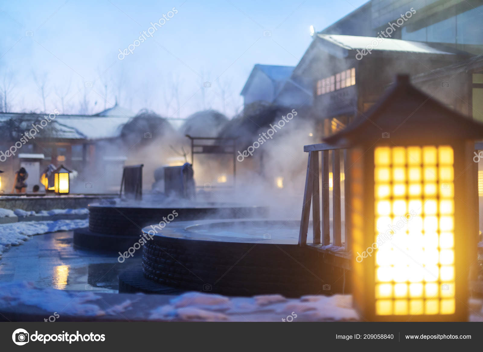 Hot Springs Outdoor In Jilin City At Night 209058840