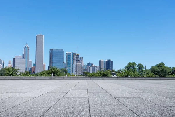 Terreno Vazio Com Paisagem Urbana Moderna Chicago — Fotografia de Stock