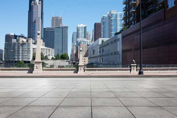 Rua Vazia Através Cidade Moder Chicago — Fotografia de Stock