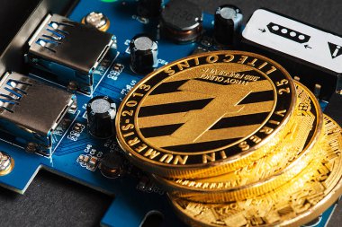 Gümüş Litecoin Cryptocurrency dijital Bit sikke Btc para birimi teknoloji iş Internet kavramı.