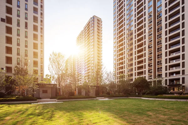 Apartamentos Con Puesta Sol Ciudad Moderna — Foto de Stock