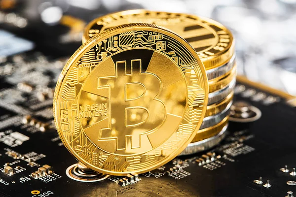 ビットコイン写真素材 ロイヤリティフリービットコイン画像 Depositphotos ビットコイン写真素材 ロイヤリティフリービットコイン画像 Depositphotos