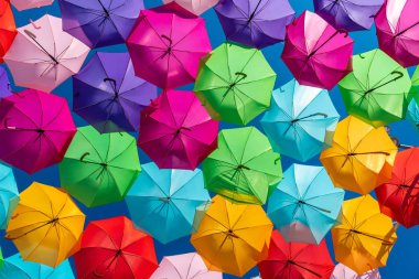 renkli şemsiyeler arka plan