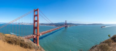 San Francisco, Kaliforniya 'daki Golden Gate Köprüsü' nün panoramik görüntüsü.