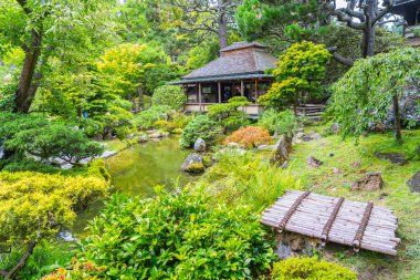 Golden Gate Parkı 'ndaki Japon Çay Bahçesi manzarası.