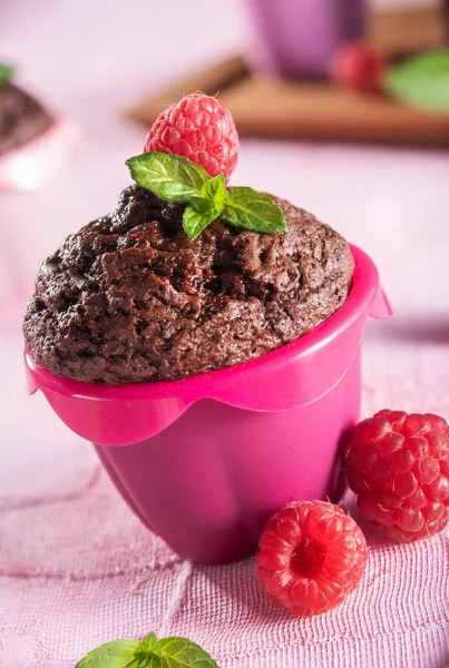 Édes Csokoládé Cupcake Rózsaszín Háttér — Stock Fotó