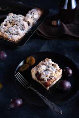 Lezzetli erikli kek.